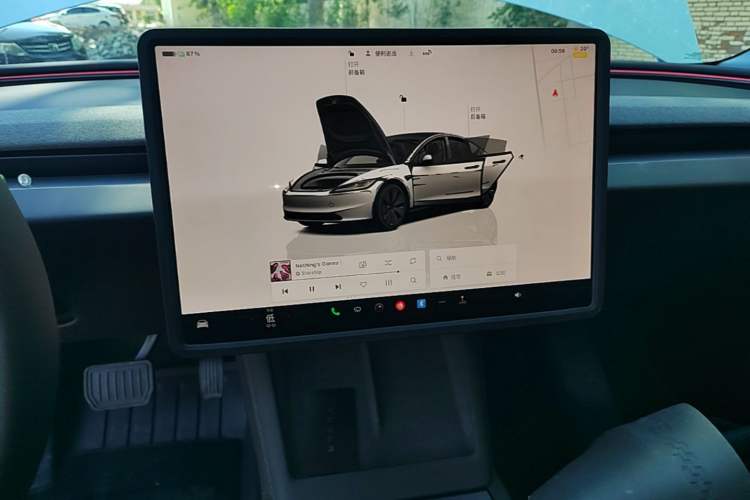 Used Tesla Model 3 2025 Rear-Wheel-Drive Version Audio And AC Panel