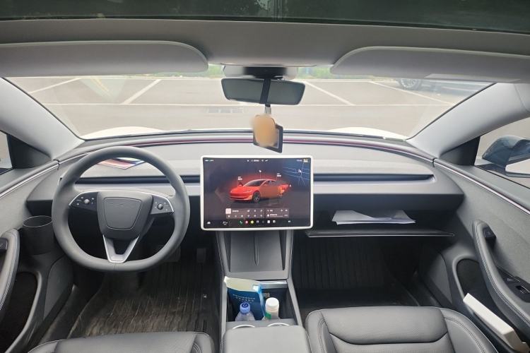 Used Tesla Model 3 2025 Rear-Wheel-Drive Version Center Console