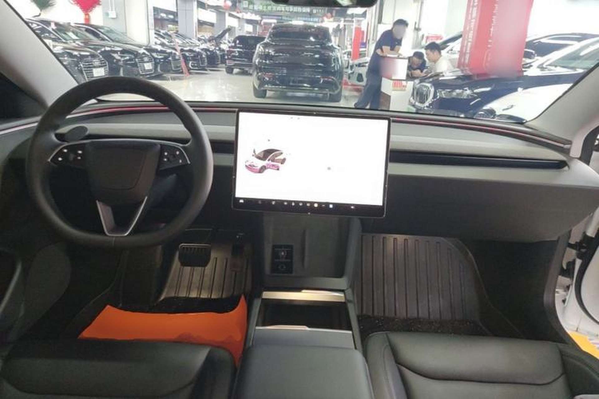 Used Tesla Model 3 2025 Long-Range All-Wheel-Drive Version Center Console