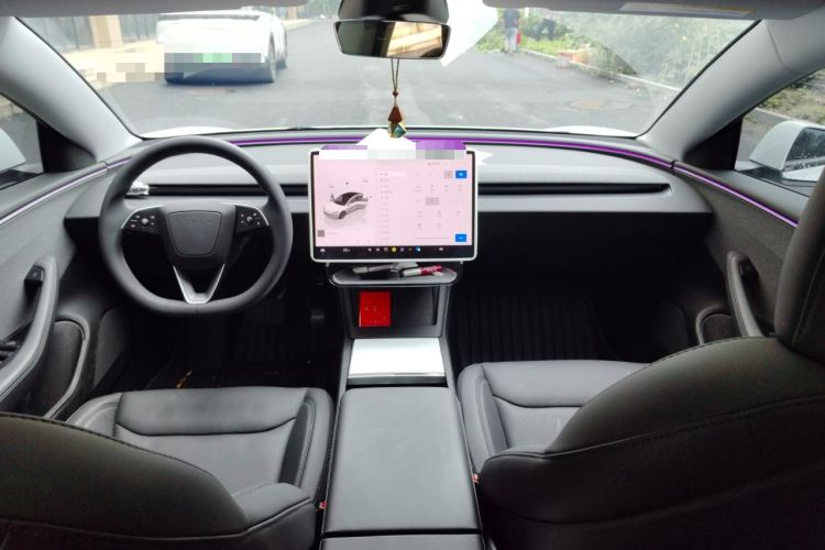 Used Tesla Model 3 2025 Model Revised Rear-Wheel-Drive Version Center Console