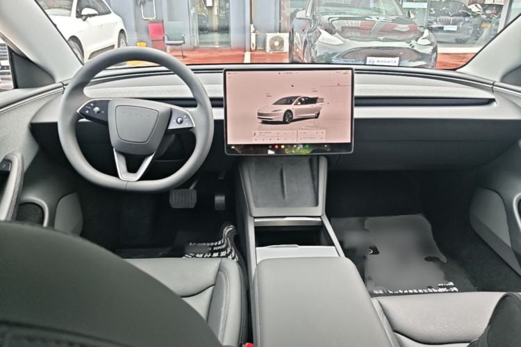 Used Tesla Model 3 2025 Model Revised Long-Range Rear-Wheel-Drive Version Center Console