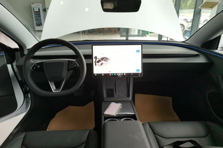 Used Tesla Model 3 2025 Model Revised Rear-Wheel-Drive Version Center Console