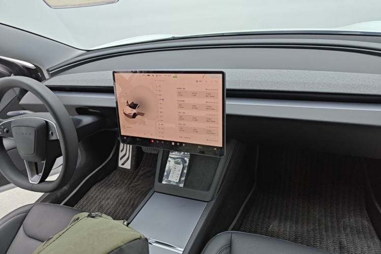 Used Tesla Model 3 2025 Rear-Wheel-Drive Version Center Console
