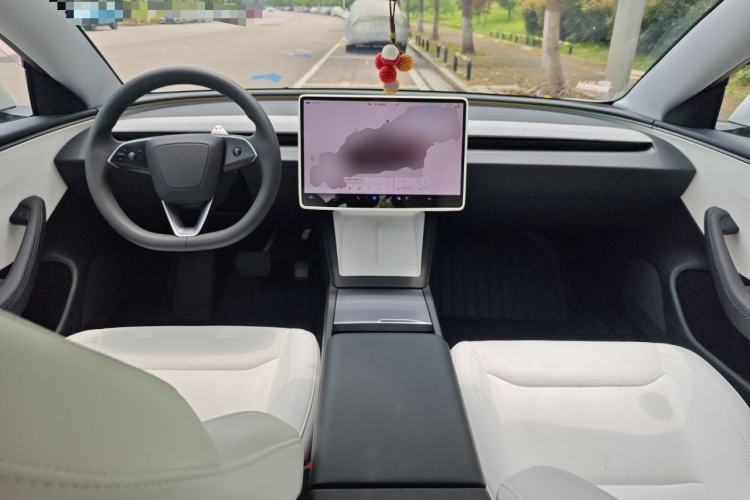 Used Tesla Model 3 2025 Rear-Wheel-Drive Version Center Console