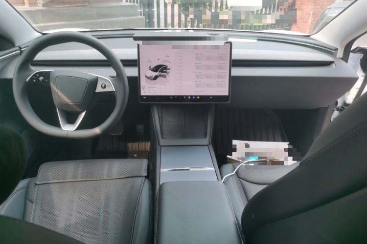 Used Tesla Model 3 2025 Model Long-Range Rear-Wheel-Drive Version Center Console