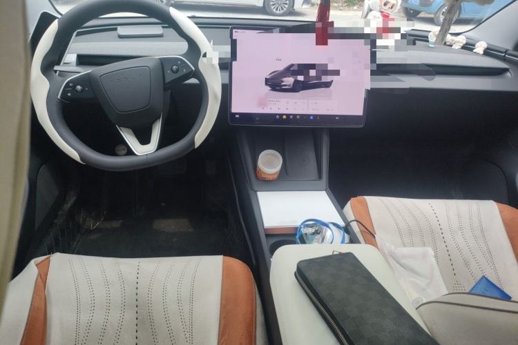 Used Tesla Model 3 2025 Model Revised Long-Range All-Wheel-Drive Version Center Console