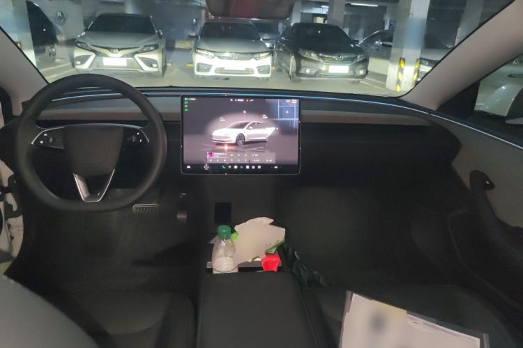 Used Tesla Model 3 2025 Rear-Wheel-Drive Version Center Console