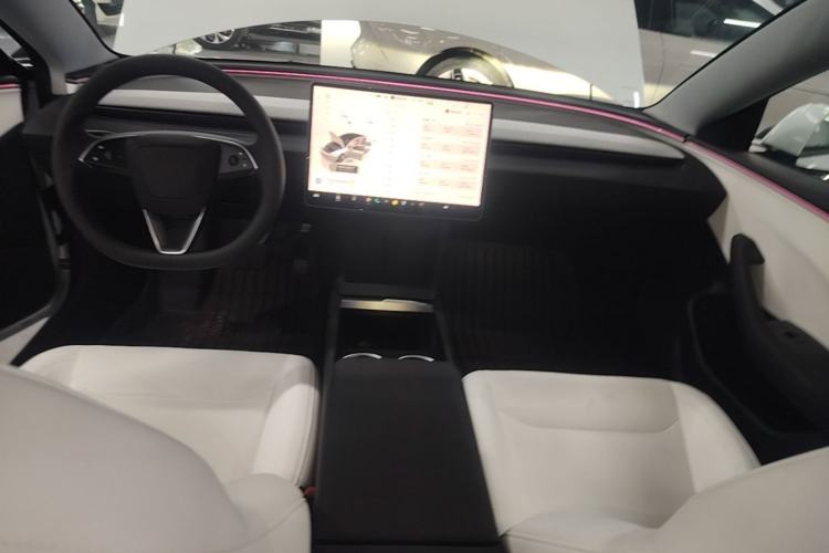 Used Tesla Model 3 2025 Model Long-Range Rear-Wheel-Drive Version Center Console