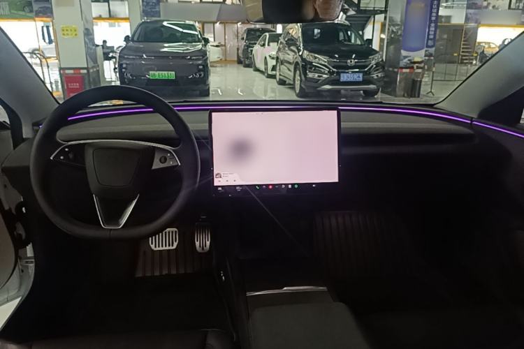 Used Tesla Model 3 2025 Model Revised Rear-Wheel-Drive Version Center Console