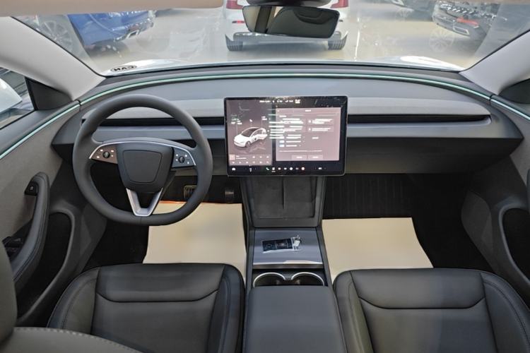 Used Tesla Model 3 2025 Rear-Wheel-Drive Version Center Console
