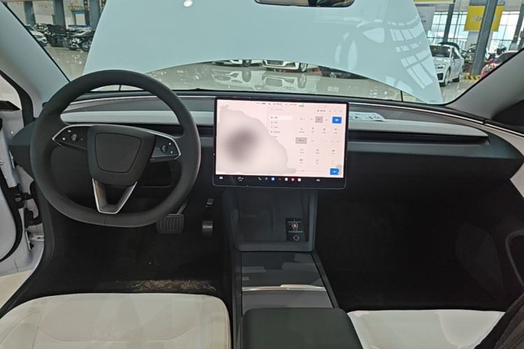 Used Tesla Model 3 2025 Rear-Wheel-Drive Version Center Console