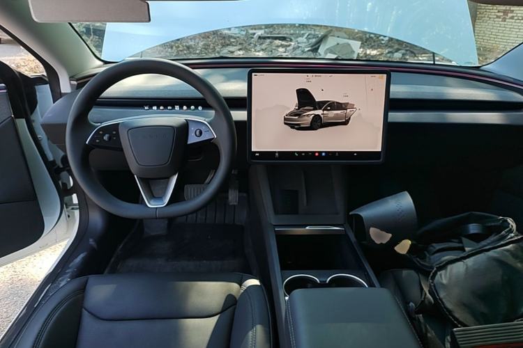 Used Tesla Model 3 2025 Rear-Wheel-Drive Version Center Console