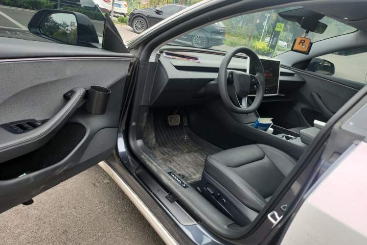 Used Tesla Model 3 2025 Rear-Wheel-Drive Version Driver Seat