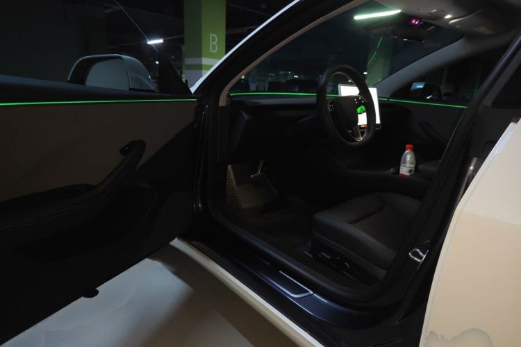 Used Tesla Model 3 2025 Rear-Wheel-Drive Version Driver Seat