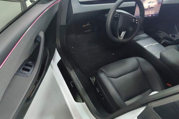 Used Tesla Model 3 2025 Rear-Wheel-Drive Version Driver Seat