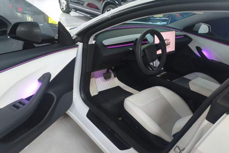 Used Tesla Model 3 2025 Rear-Wheel-Drive Version Driver Seat