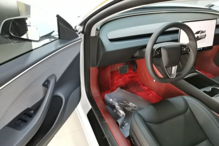 Used Tesla Model 3 2025 Rear-Wheel-Drive Version Driver Seat