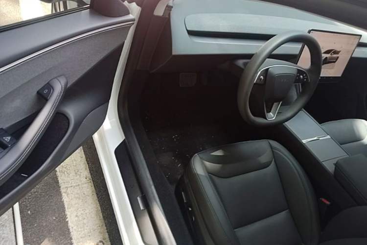 Used Tesla Model 3 2025 Rear-Wheel-Drive Version Driver Seat