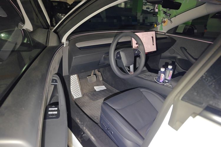Used Tesla Model 3 2025 Long-Range All-Wheel-Drive Version Driver Seat