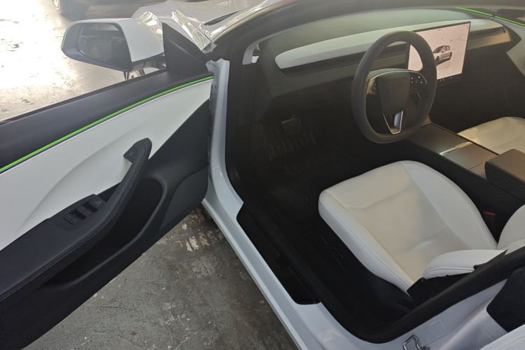 Used Tesla Model 3 2025 Rear-Wheel-Drive Version Driver Seat