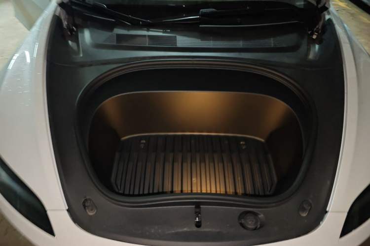Used Tesla Model 3 2025 Rear-Wheel-Drive Version Engine Bay