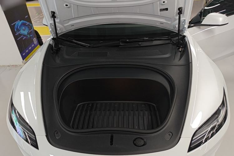 Used Tesla Model 3 2025 Long-Range All-Wheel-Drive Version Engine Bay