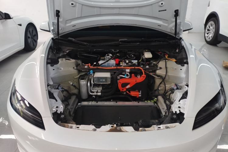 Used Tesla Model 3 2025 Model Revised Long-Range Rear-Wheel-Drive Version Engine Bay
