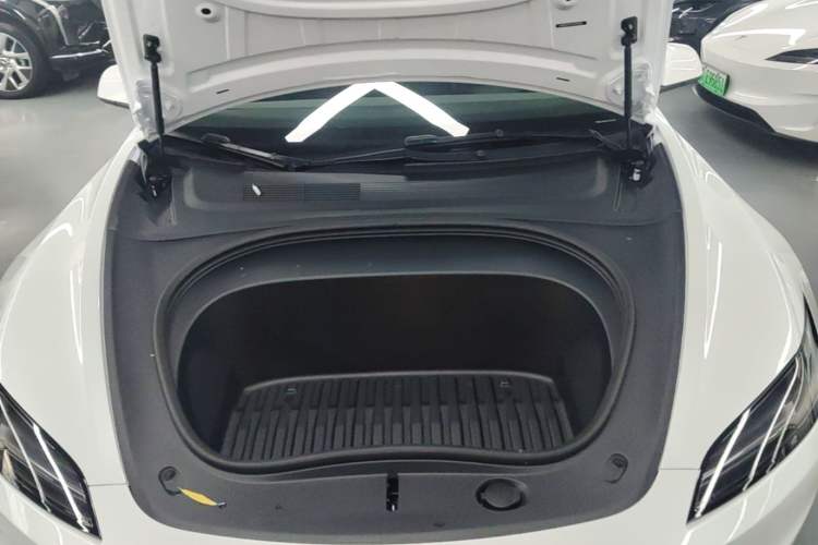 Used Tesla Model 3 2025 Model Revised Rear-Wheel-Drive Version Engine Bay