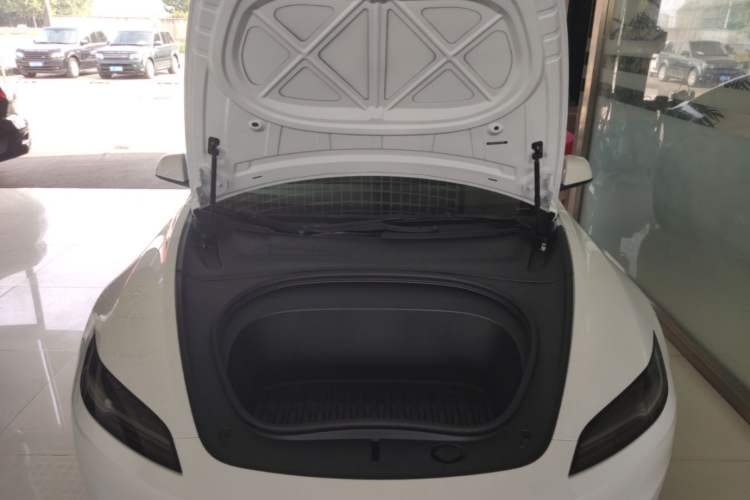 Used Tesla Model 3 2025 Model Revised Long-Range Rear-Wheel-Drive Version Engine Bay
