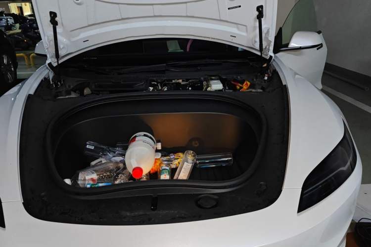 Used Tesla Model 3 2025 Model Revised Long-Range Rear-Wheel-Drive Version Engine Bay Left