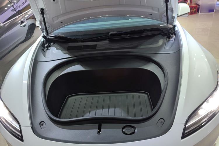 Used Tesla Model 3 2025 Rear-Wheel-Drive Version Engine Bay