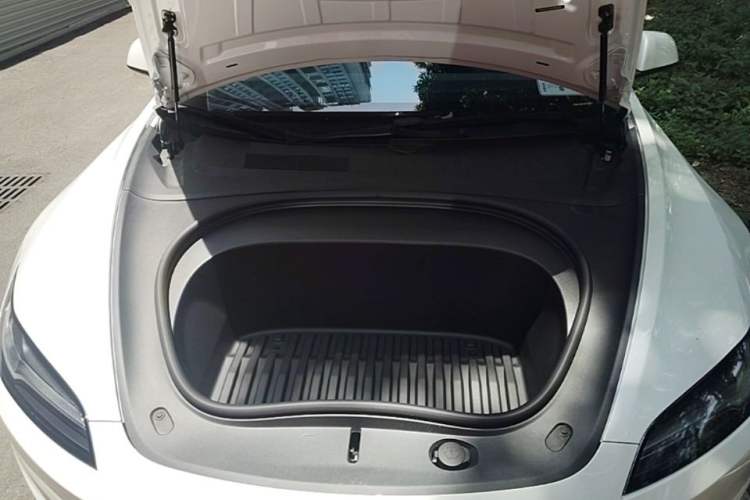 Used Tesla Model 3 2025 Rear-Wheel-Drive Version Engine Bay
