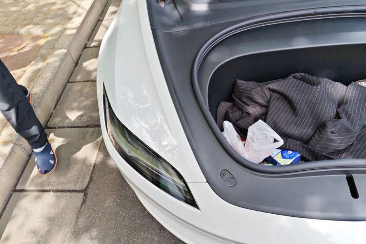 Used Tesla Model 3 2025 Model Revised Rear-Wheel-Drive Version Engine Bay Right