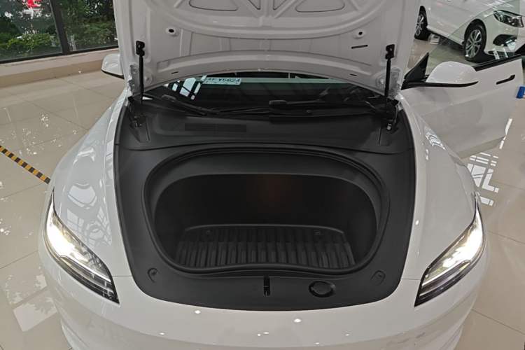 Used Tesla Model 3 2025 Rear-Wheel-Drive Version Engine Bay