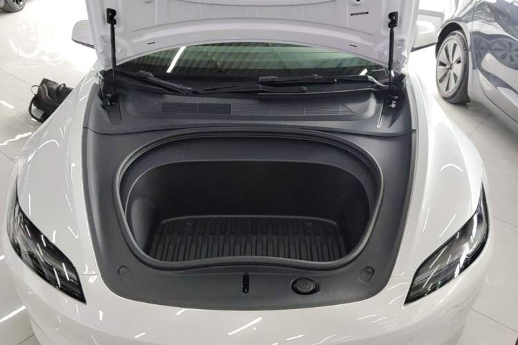 Used Tesla Model 3 2025 Rear-Wheel-Drive Version Engine Bay