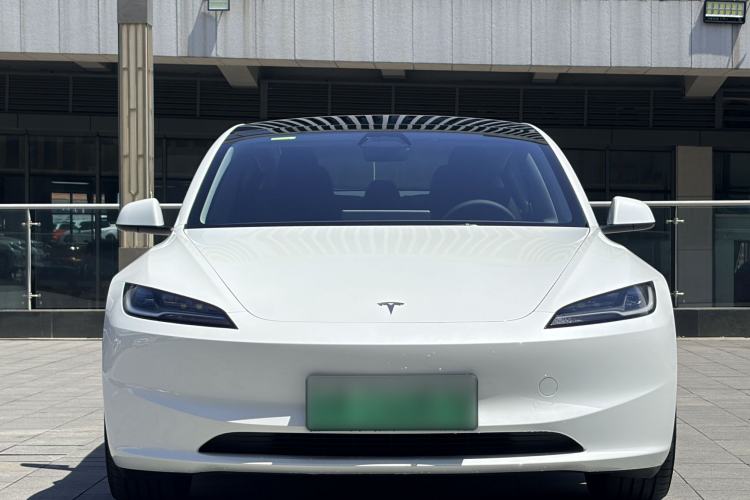 Used Tesla Model 3 2025 Long-Range All-Wheel-Drive Version Exterior 1