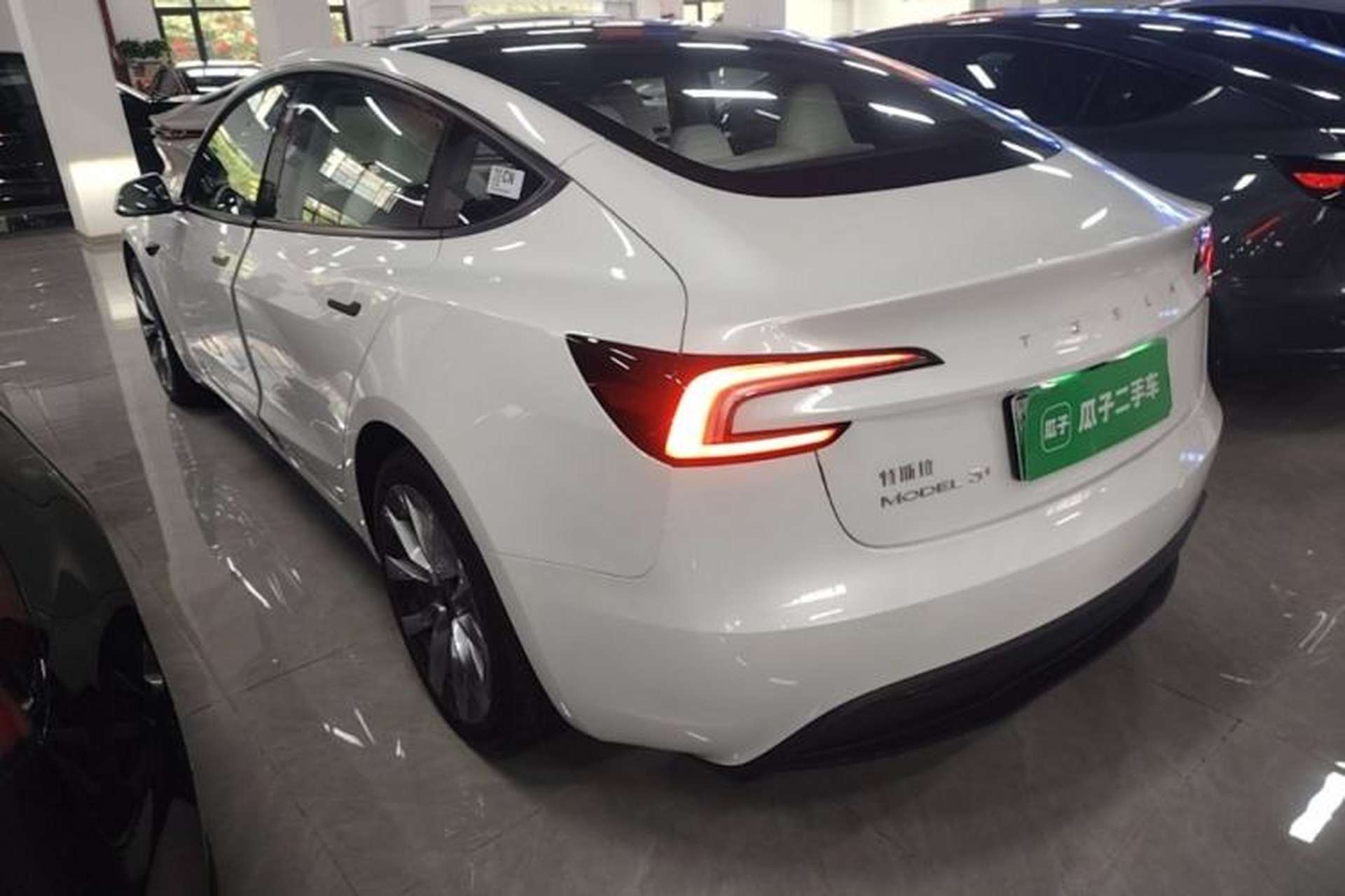Used Tesla Model 3 2025 Model Long-Range Rear-Wheel-Drive Version Exterior 2