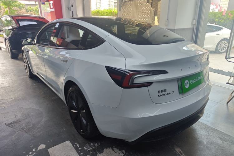 Used Tesla Model 3 2025 Rear-Wheel-Drive Version Exterior 2