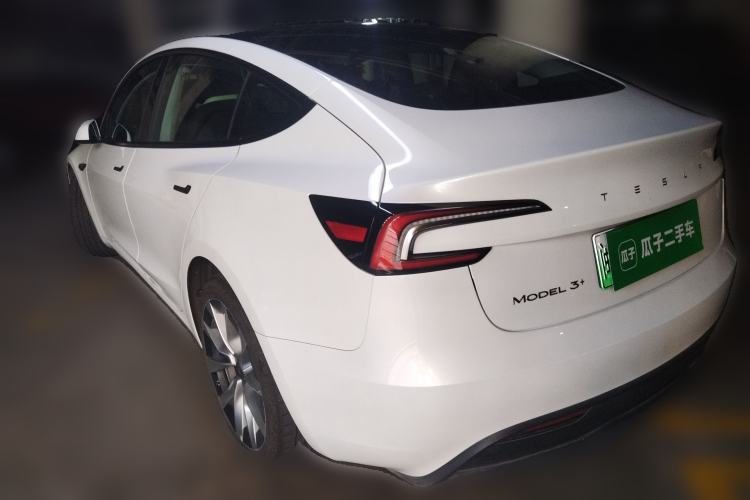 Used Tesla Model 3 2025 Long-Range All-Wheel-Drive Version Exterior 3
