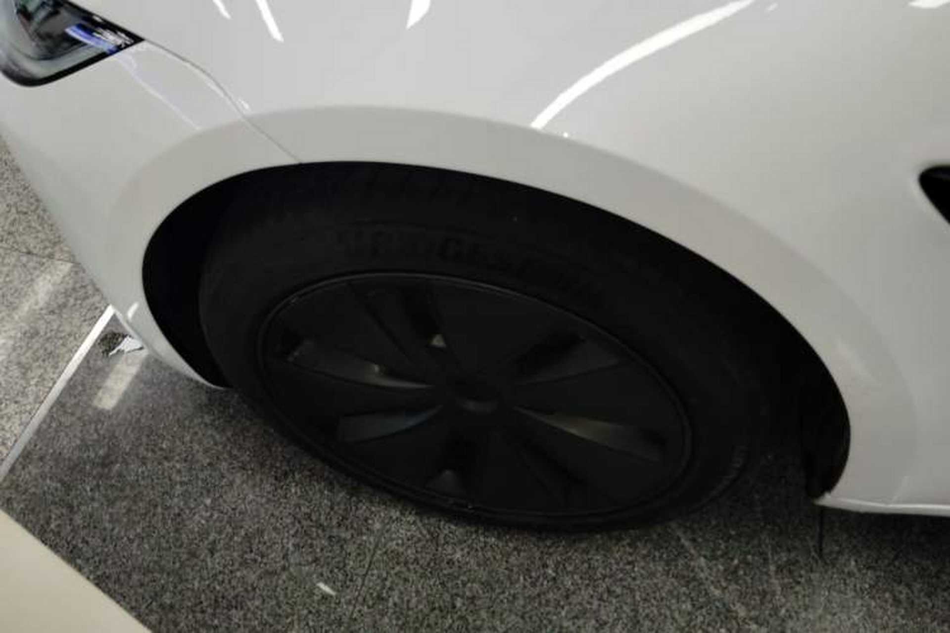 Used Tesla Model 3 2025 Rear-Wheel-Drive Version Exterior 4