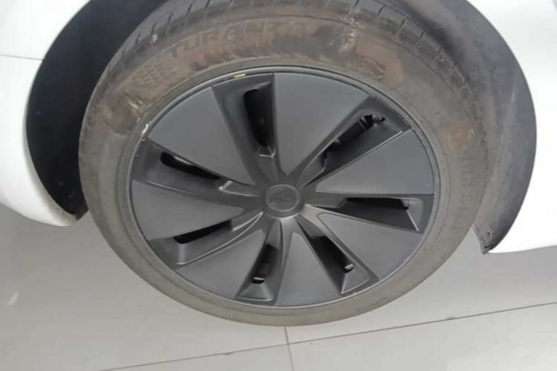 Used Tesla Model 3 2025 Model Revised Rear-Wheel-Drive Version Exterior 5