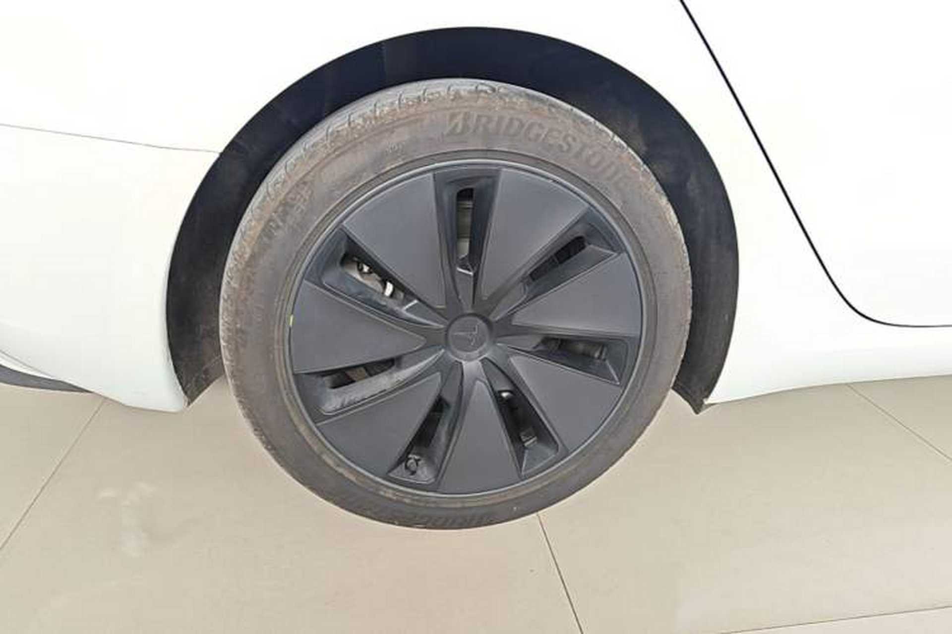 Used Tesla Model 3 2025 Rear-Wheel-Drive Version Exterior 5