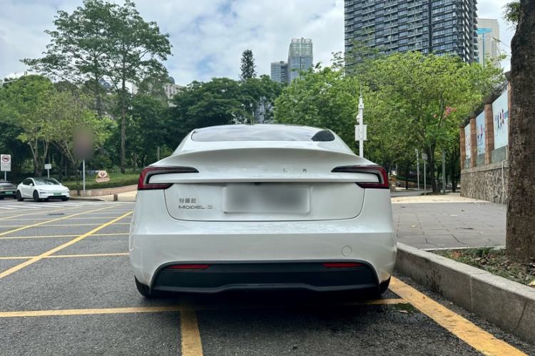 Used Tesla Model 3 2025 Rear-Wheel-Drive Version Exterior 5