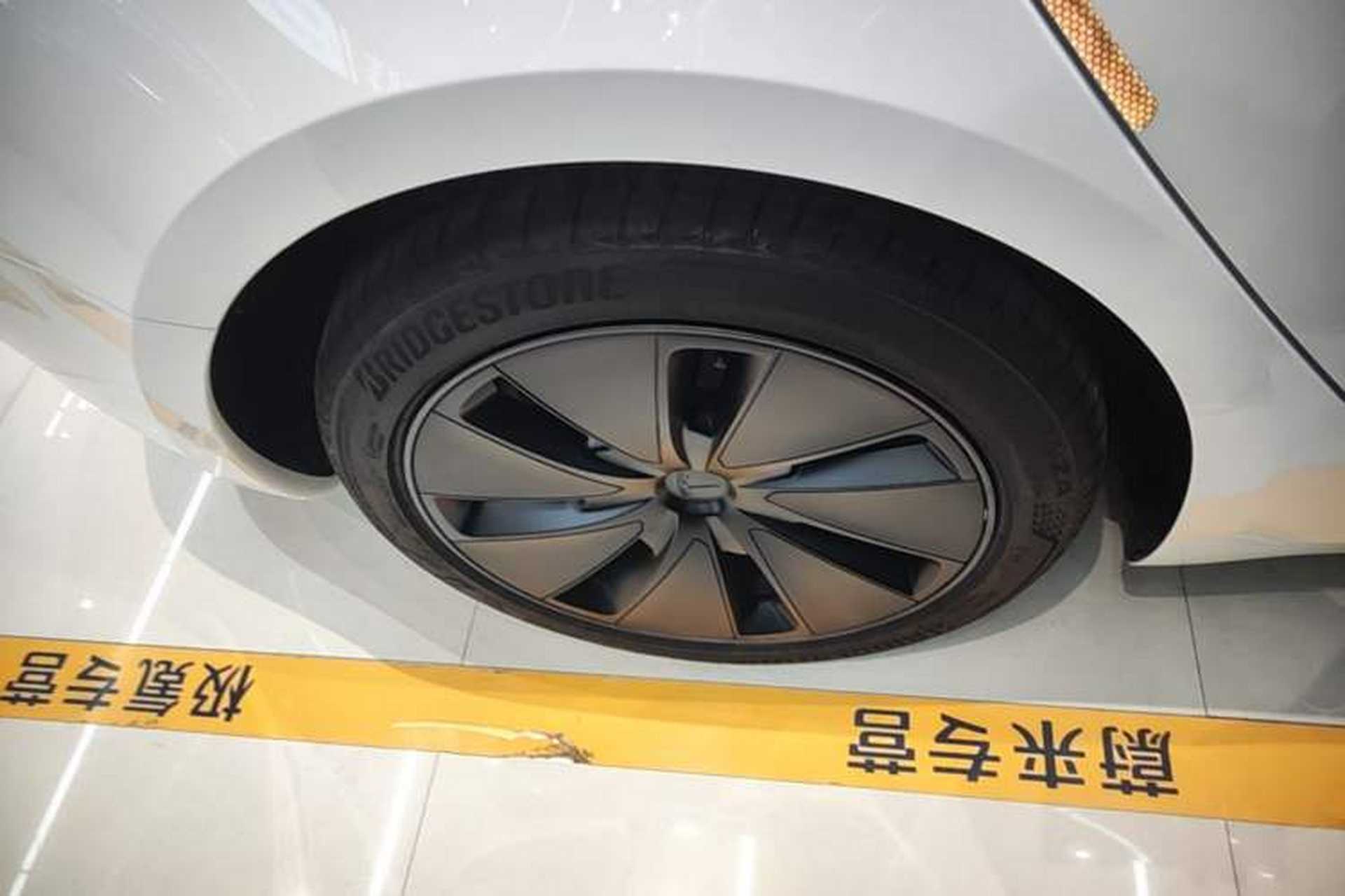 Used Tesla Model 3 2025 Rear-Wheel-Drive Version Exterior 5