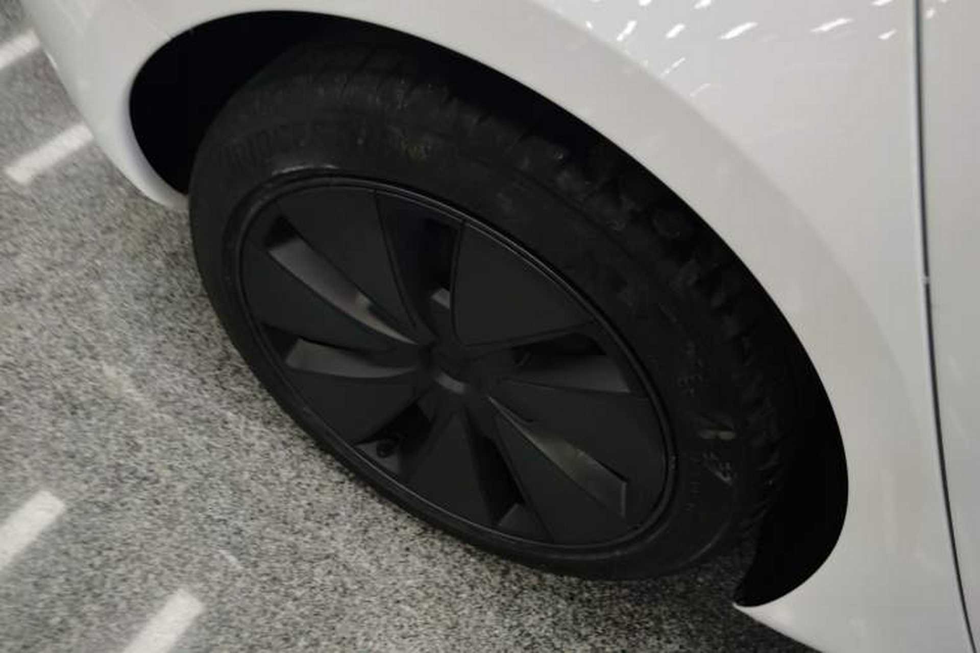 Used Tesla Model 3 2025 Rear-Wheel-Drive Version Exterior 5