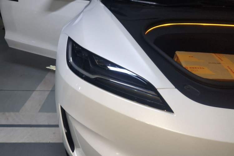 Used Tesla Model 3 2025 Model Revised High-Performance All-Wheel-Drive Version Exterior 6