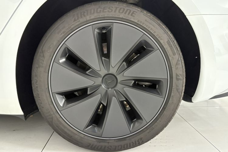 Used Tesla Model 3 2025 Model Revised Rear-Wheel-Drive Version Exterior 6