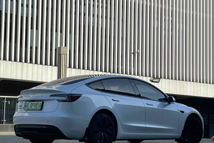 Used Tesla Model 3 2025 Model Revised Rear-Wheel-Drive Version Exterior 8