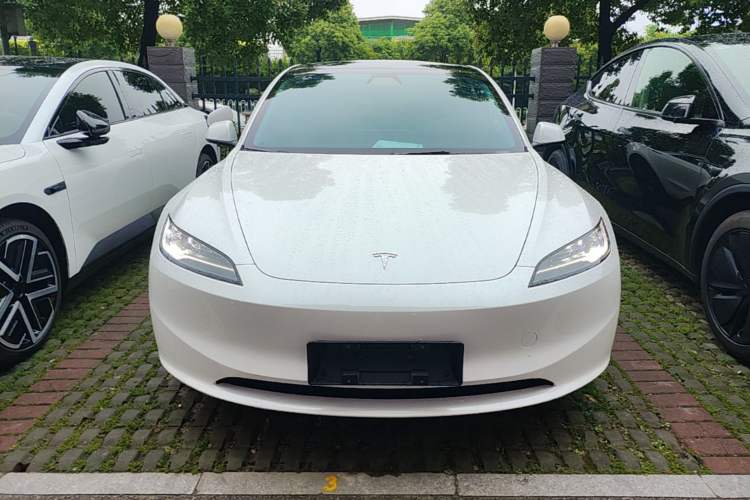 Used Tesla Model 3 2025 Model Long-Range Rear-Wheel-Drive Version Front