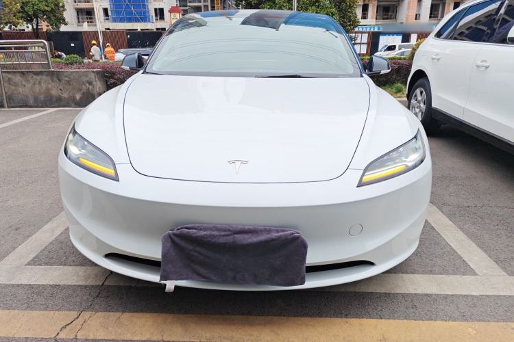 Used Tesla Model 3 2025 Long-Range All-Wheel-Drive Version Front